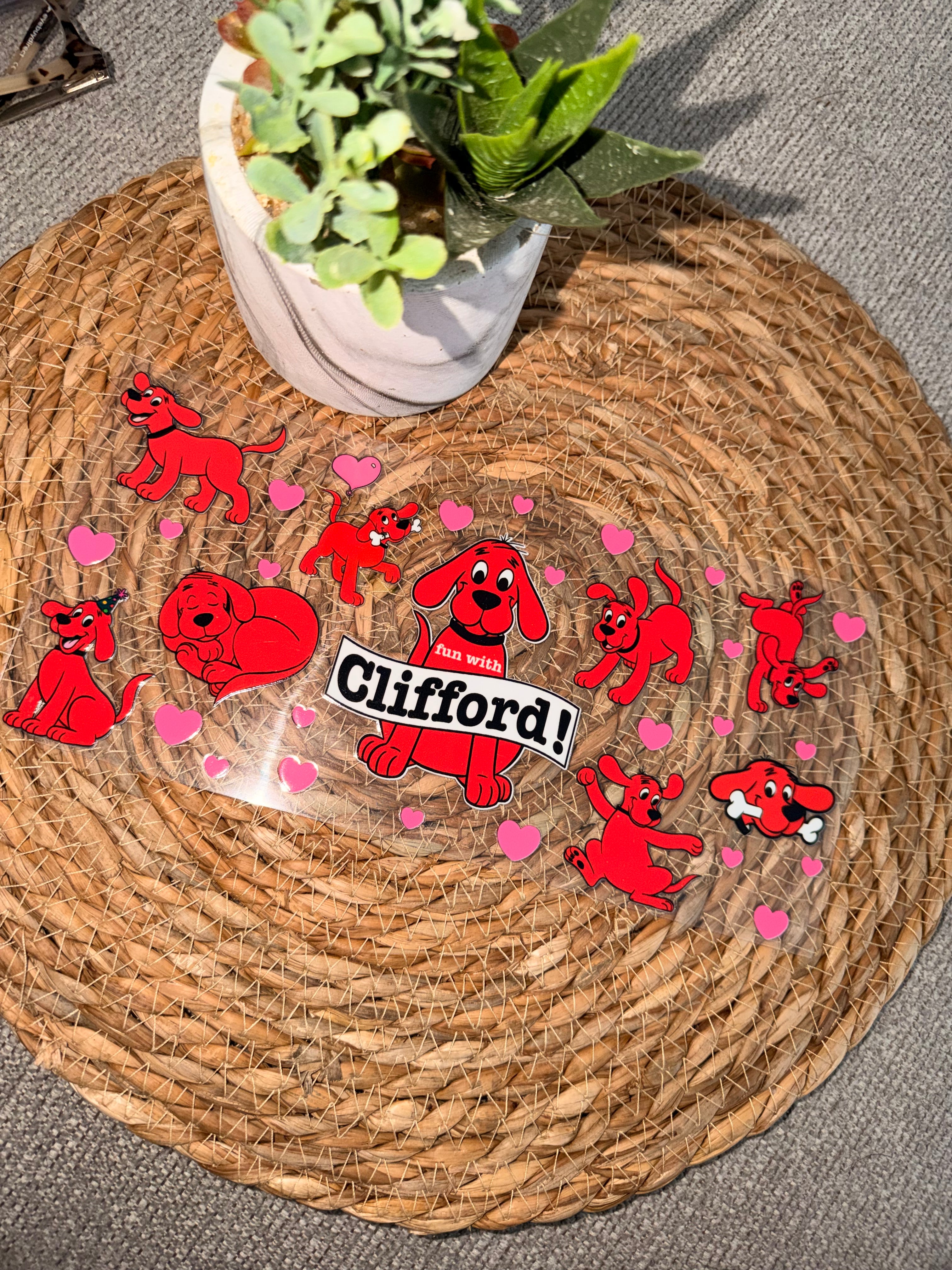 Wraps- Clifford the big red dog