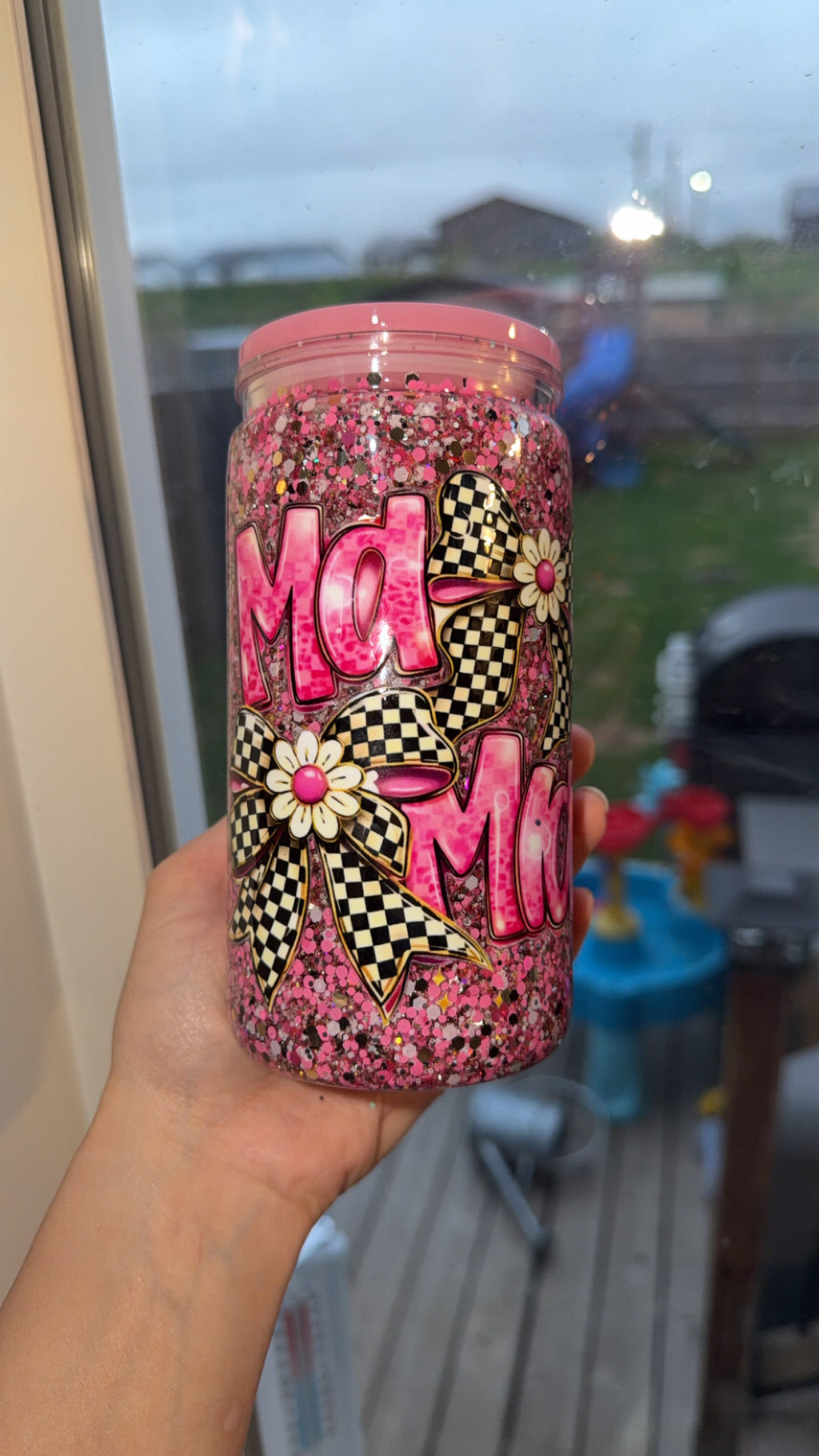 Premade 16oz Mama Snowglobe Tumbler 🩷